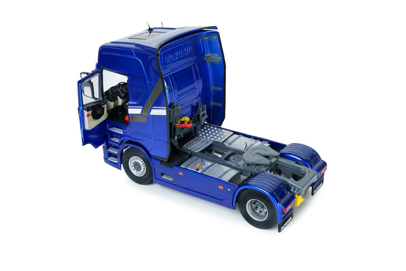 Scania 580S Highline 2023 Metallic Blue 1:18-10