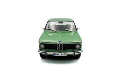 BMW 1602 1971 Green Taiga 1:18 - 93848