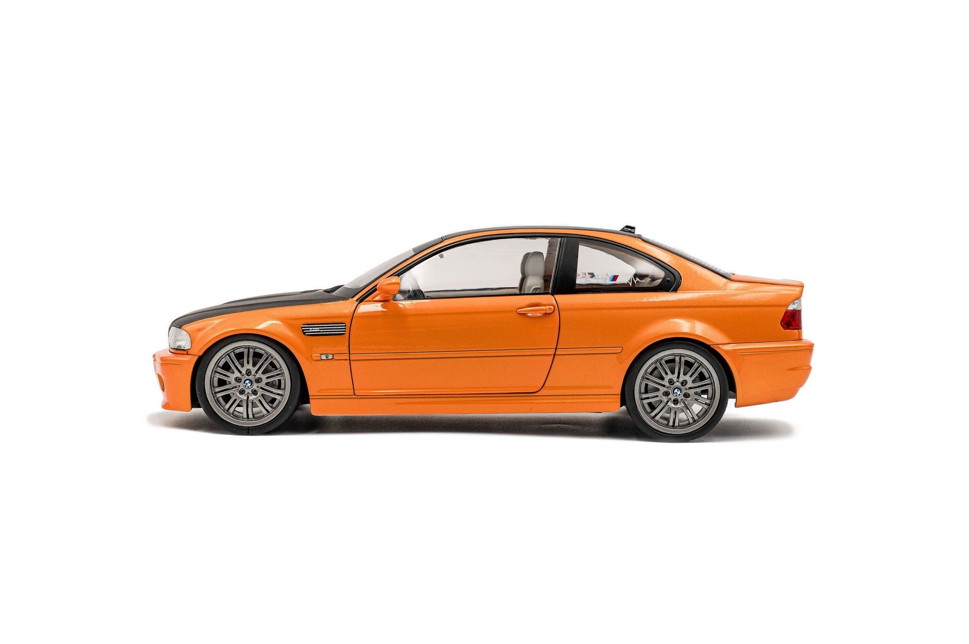BMW M3 (E46) Coupé 2000 orange metallic - black 1:18 - 93851