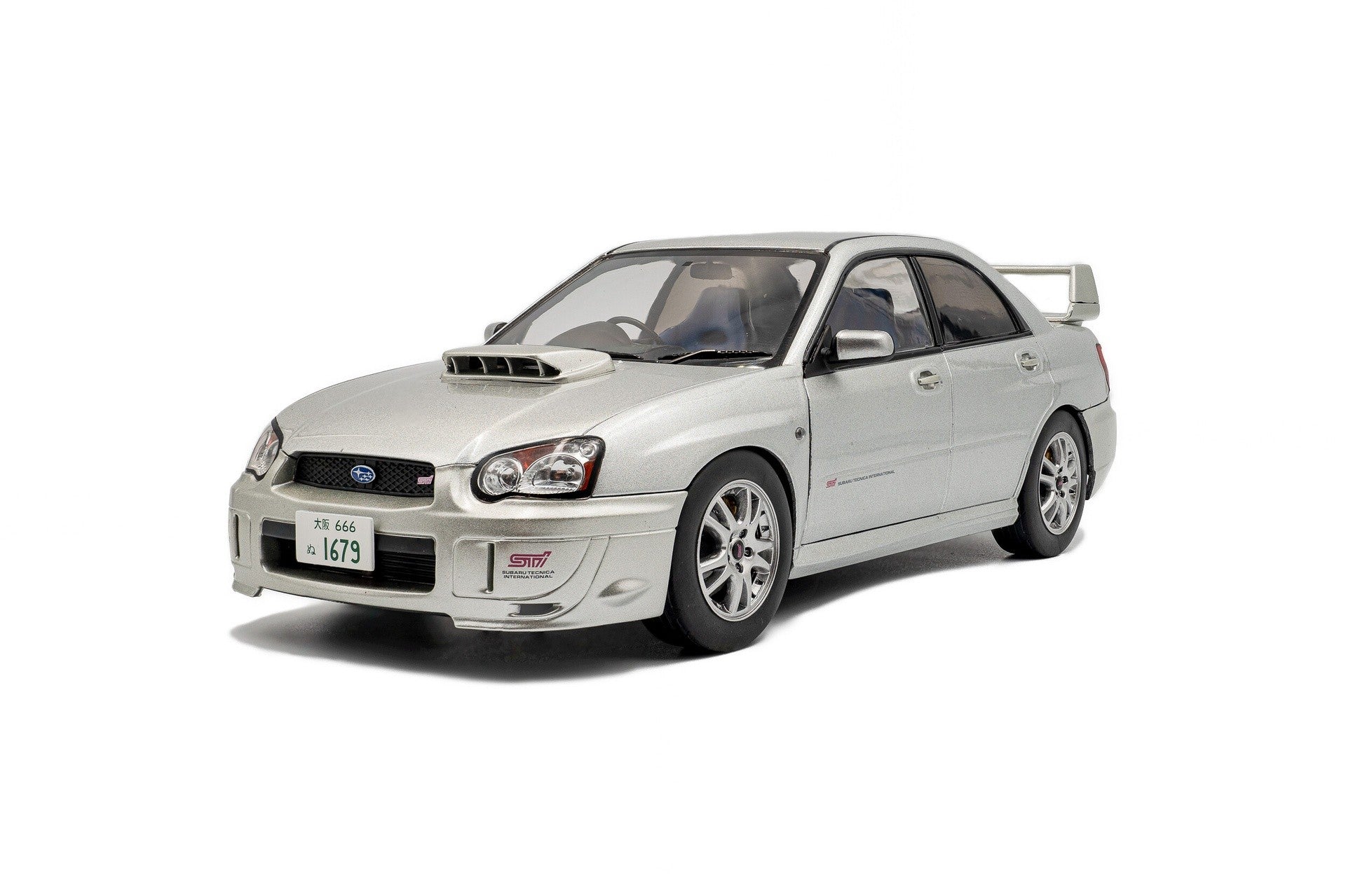 Subaru Impreza WRX STI 2003 Premium Silver Effect 1:18 - 93876