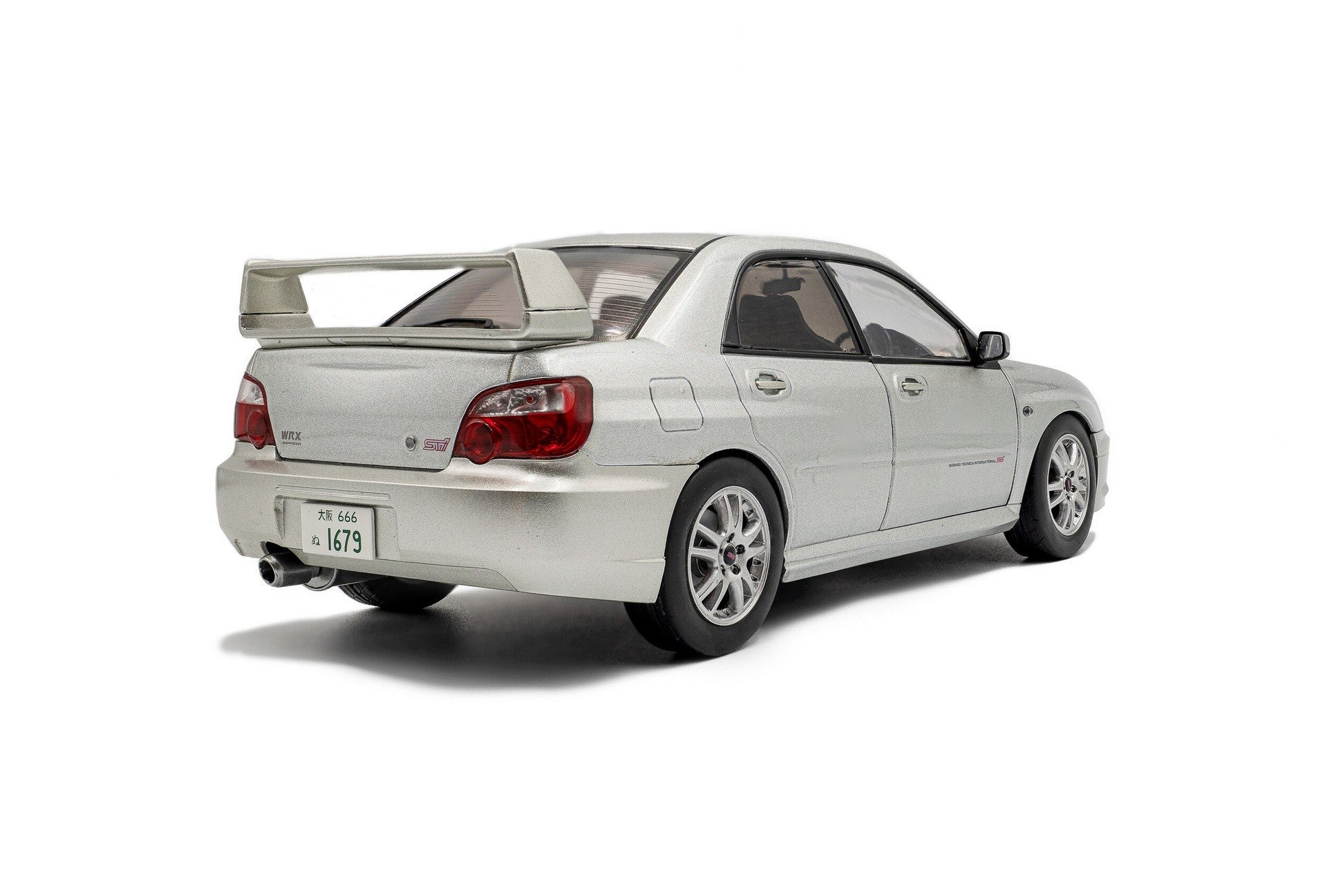Subaru Impreza WRX STI 2003 Premium Silver Effect 1:18 - 93879