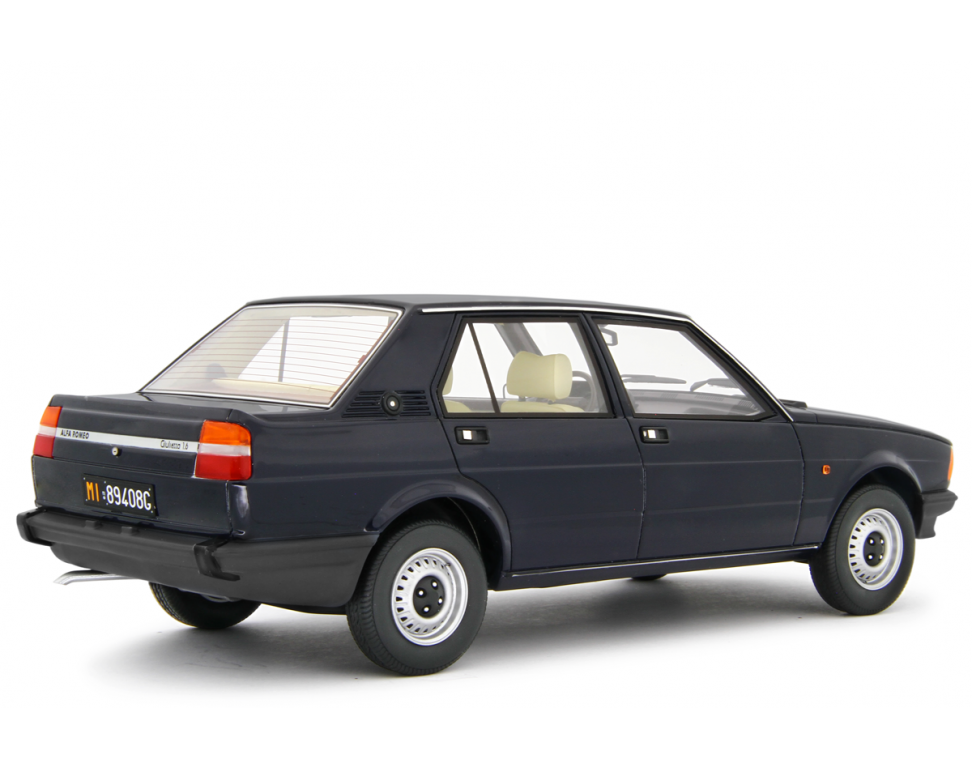 Alfa Romeo Giulietta 1.6 - 1.8 1980 Blu Olandese 1:18 - 94053