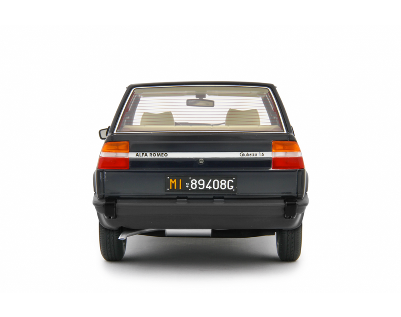 Alfa Romeo Giulietta 1.6 - 1.8 1980 Blu Olandese 1:18 - 94056
