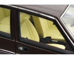 Alfa Romeo Giulietta 1.6 - 1.8 1980 Blu Olandese 1:18 - 94058