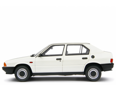 Alfa Romeo 33 1.3S Edizione 1985 Bianco 1:18 - 94093