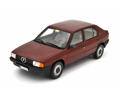 Alfa Romeo 33 1.3S Edizione 1985 Rosso amaranto 1:18 - 94148