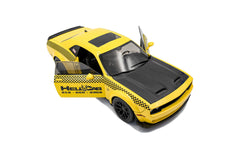 Dodge Challenger SRT Hellcat Redeye Widebody 2023 NYC Hellcab 1:18 - 94250