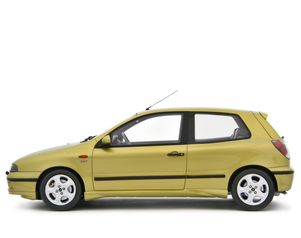 Fiat Bravo 2.0 HGT 1995 Giallo Superga 1:18 - 94253