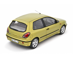 Fiat Bravo 2.0 HGT 1995 Giallo Superga 1:18 - 94255