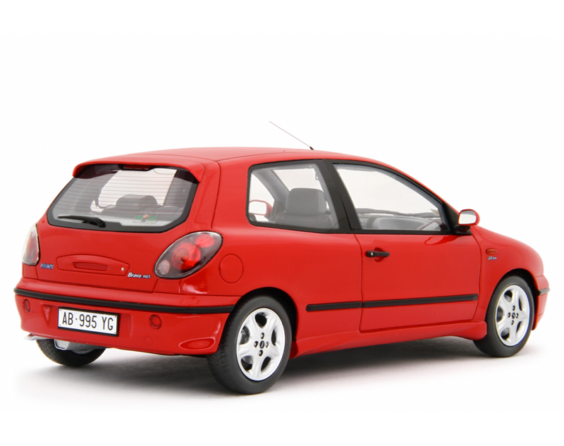 Fiat Bravo 2.0 HGT 1995 Rosso Smalto 1:18 - 94279