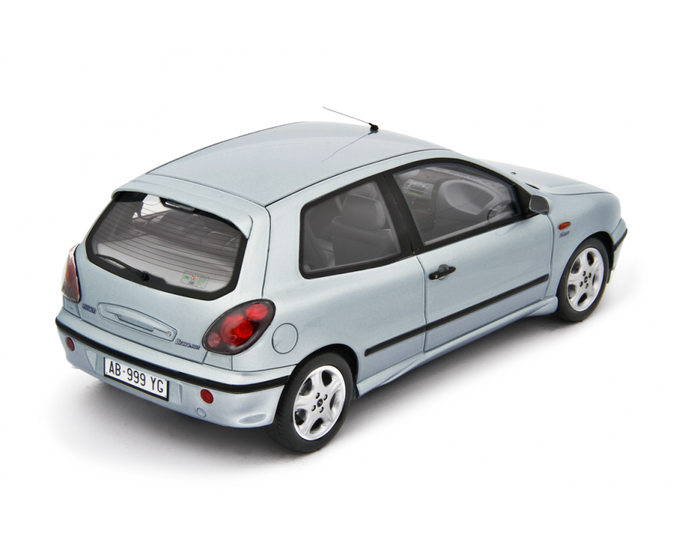 Fiat Bravo 2.0 HGT 1995 Grigio Sassi 1:18 - 94304