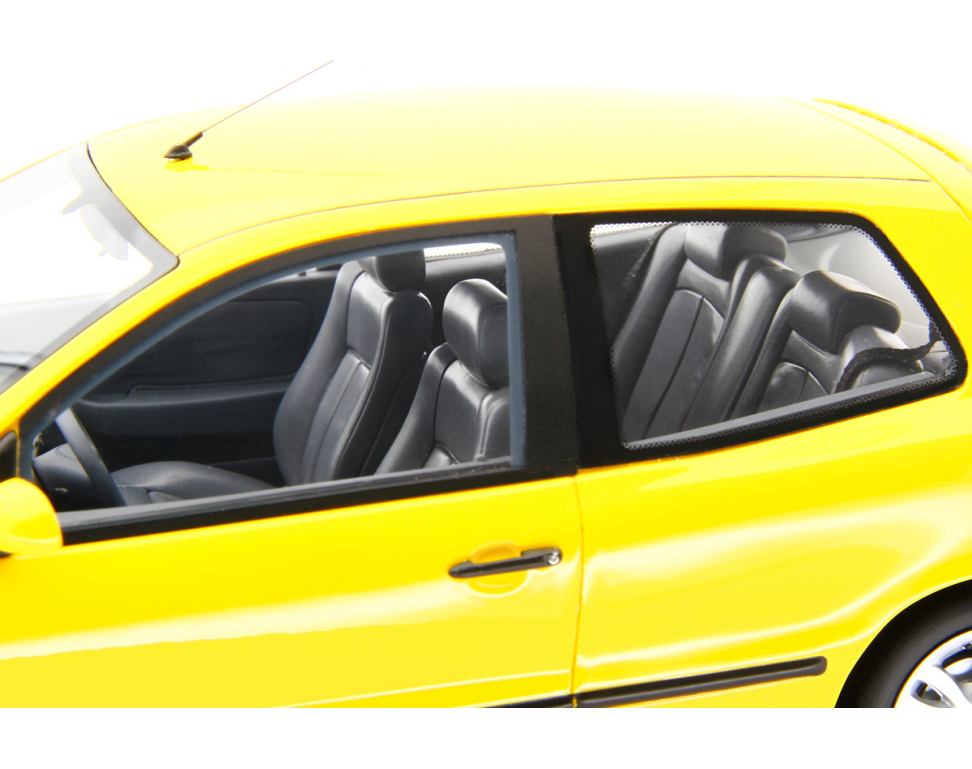 Fiat Bravo 2.0 HGT 1995 Giallo Ginestra 1:18 - 94318