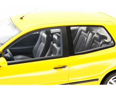 Fiat Bravo 2.0 HGT 1995 Giallo Ginestra 1:18 - 94318