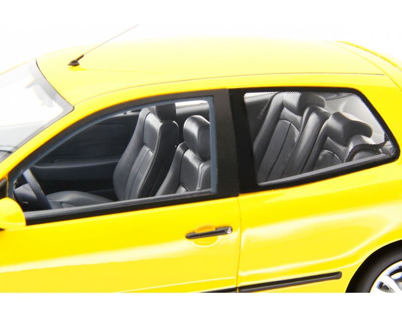 Fiat Bravo 2.0 HGT 1995 Giallo Ginestra 1:18 - 94318