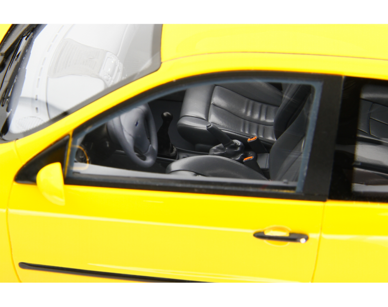 Fiat Bravo 2.0 HGT 1995 Giallo Ginestra 1:18 - 94319
