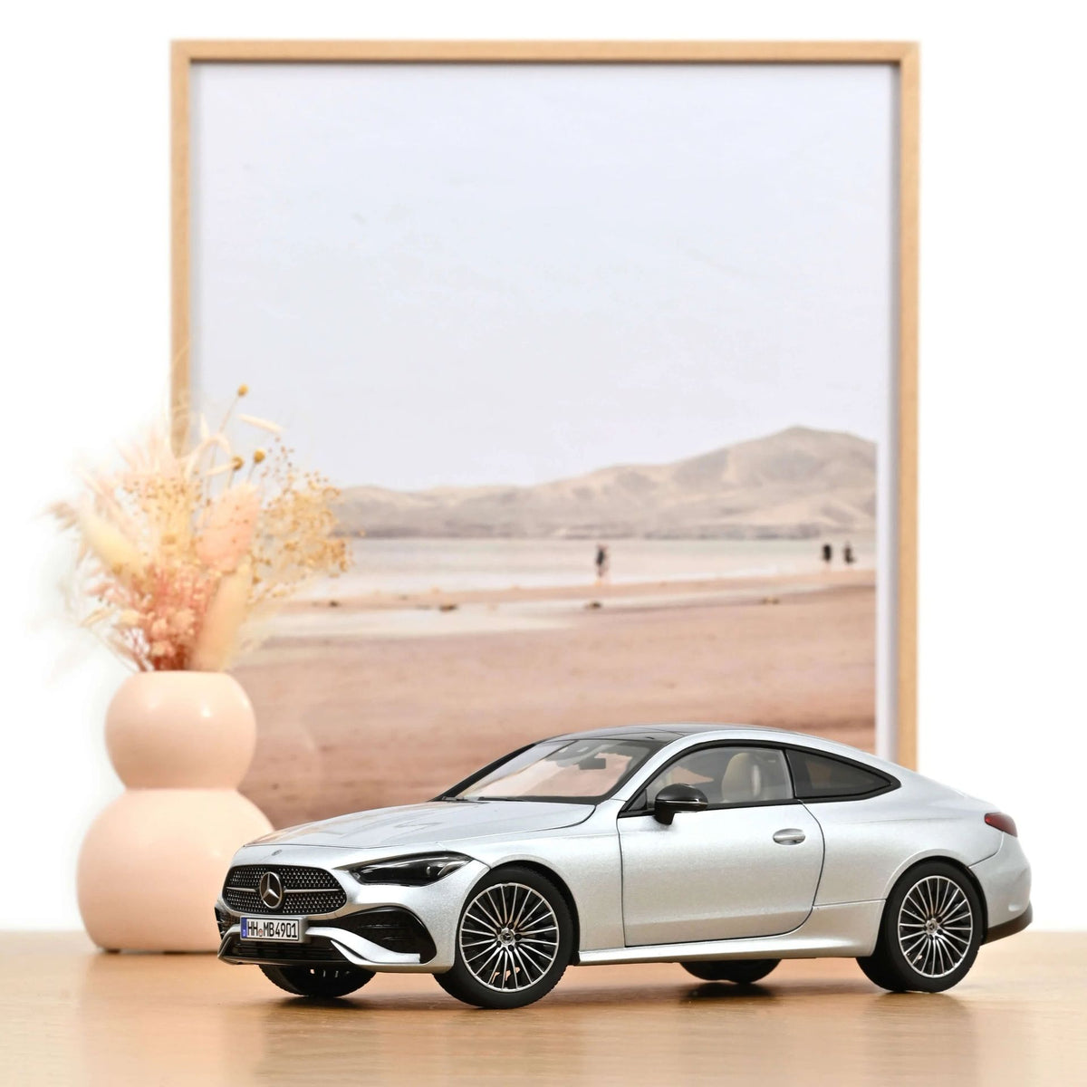 Mercedes-Benz CLE Coupé 2024 Hightech Silver 1:18-2