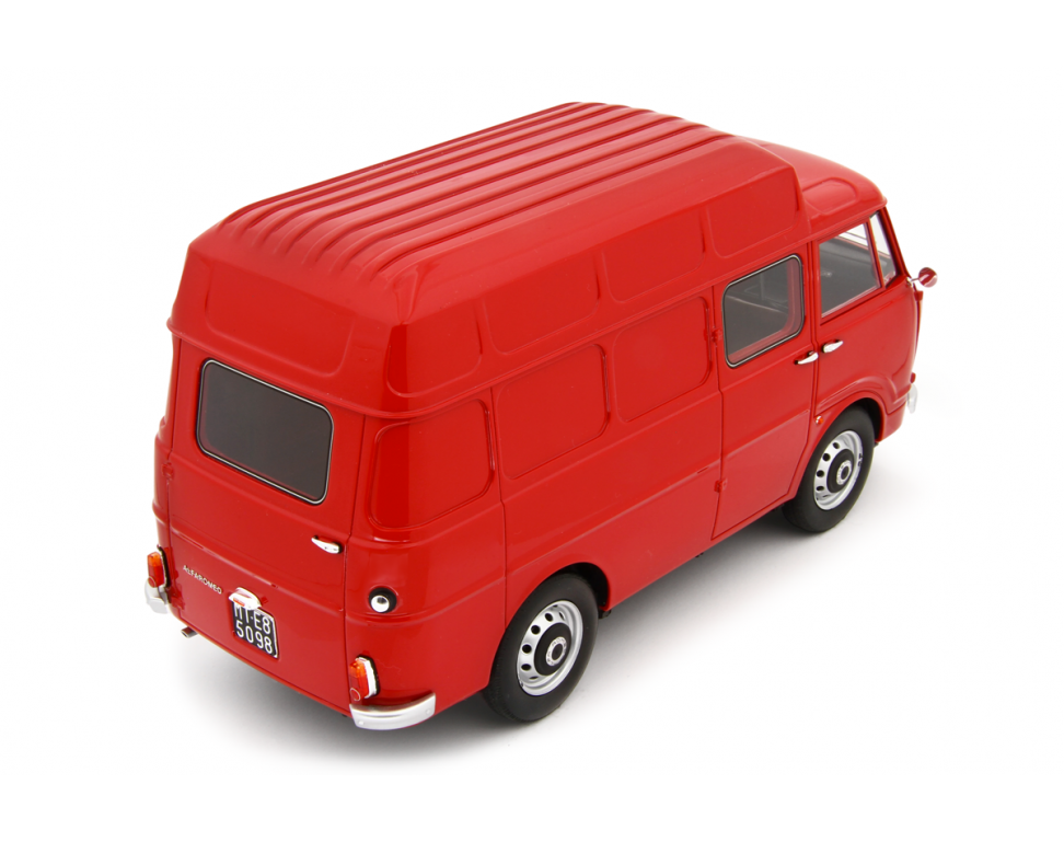 Alfa Romeo F12 Autocarro Tetto Sopralzato 1967 Rosso 1:18-5