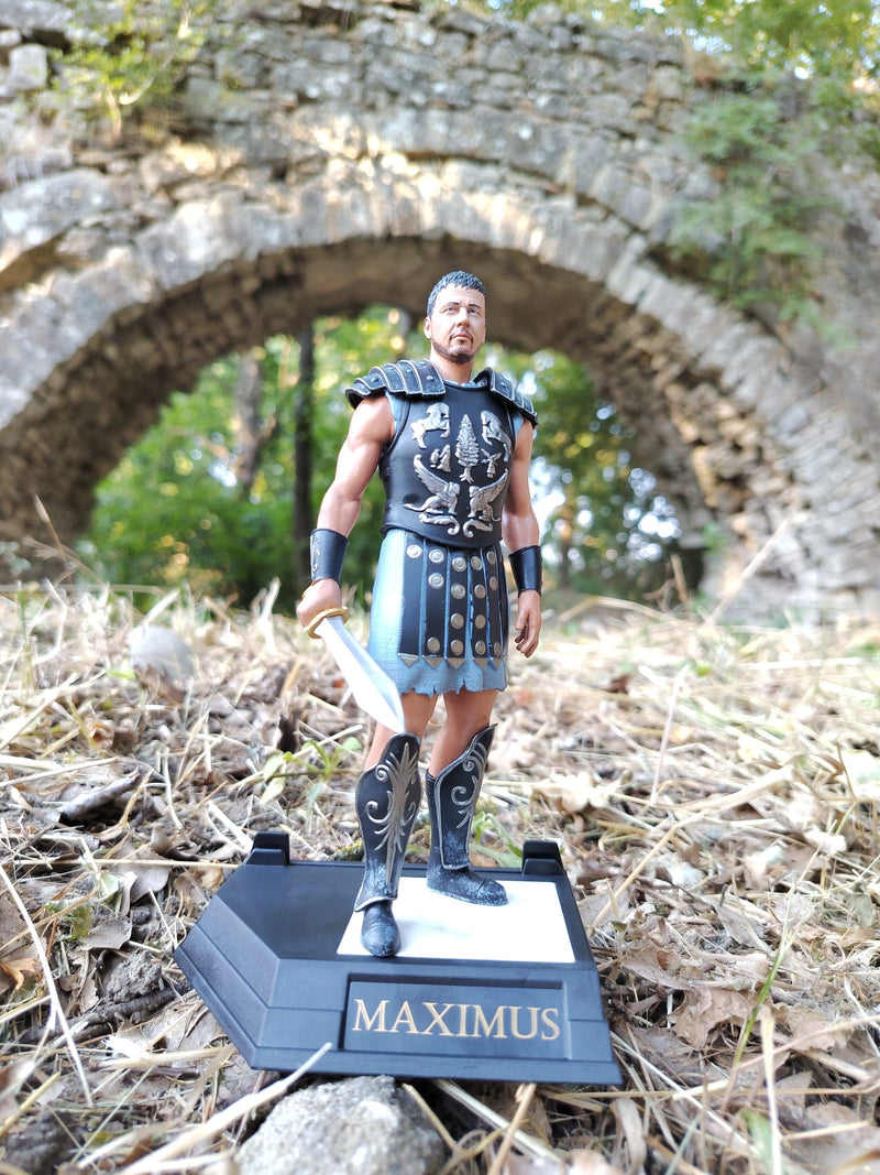 Maximus "Il Gladiatore" Statua McFarlane Movie Maniacs-3