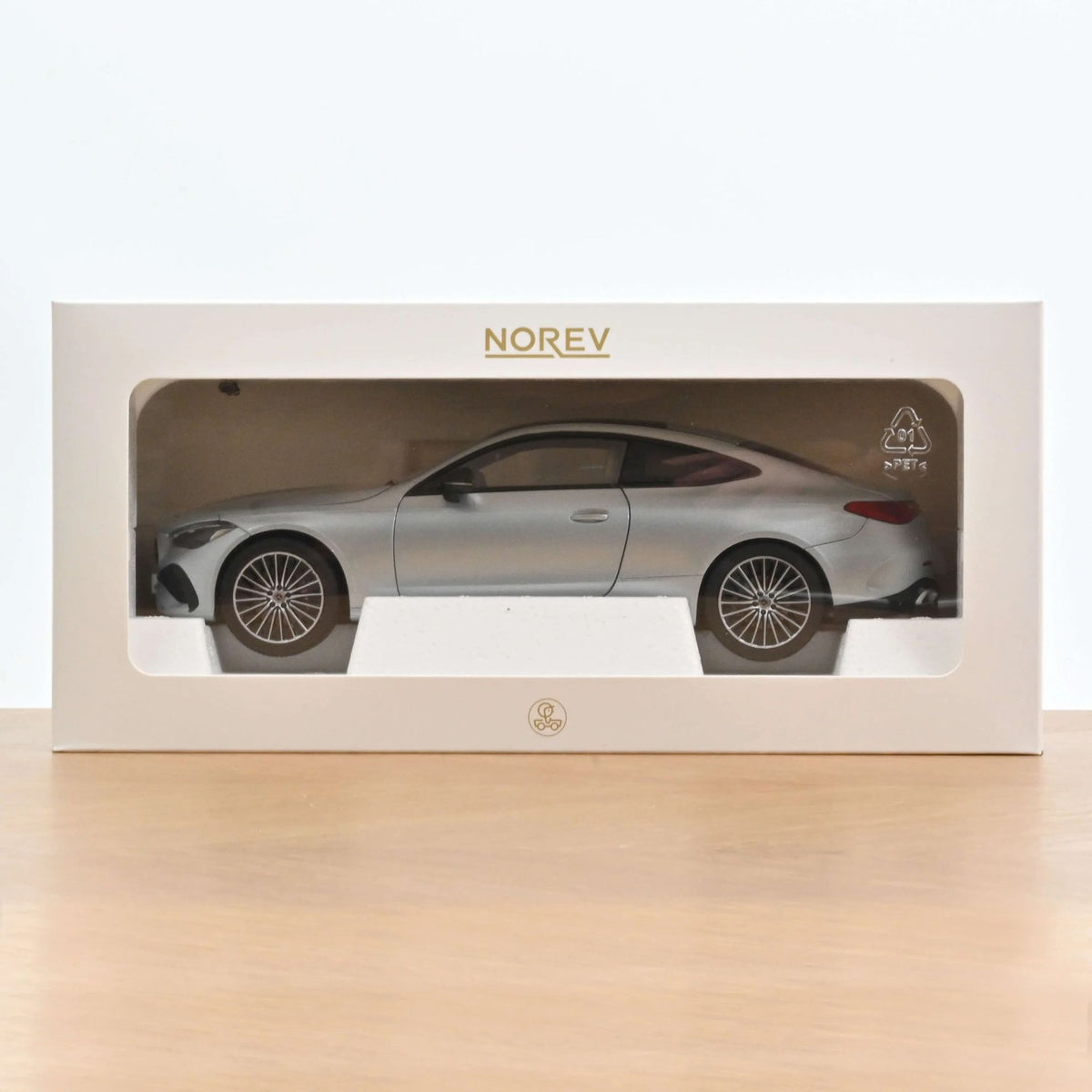 Mercedes-Benz CLE Coupé 2024 Hightech Silver 1:18-7