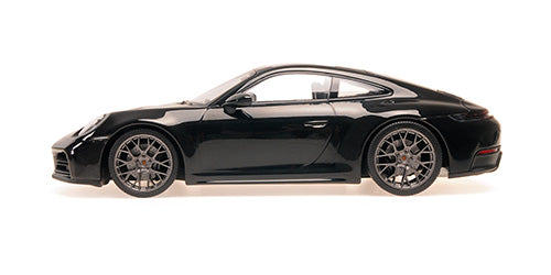 Porsche 911 (992.2) Carrera Coupe 2024 Black Metallic 1:18-4