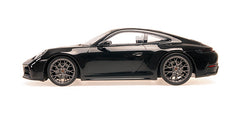 Porsche 911 (992.2) Carrera Coupe 2024 Black Metallic 1:18-4