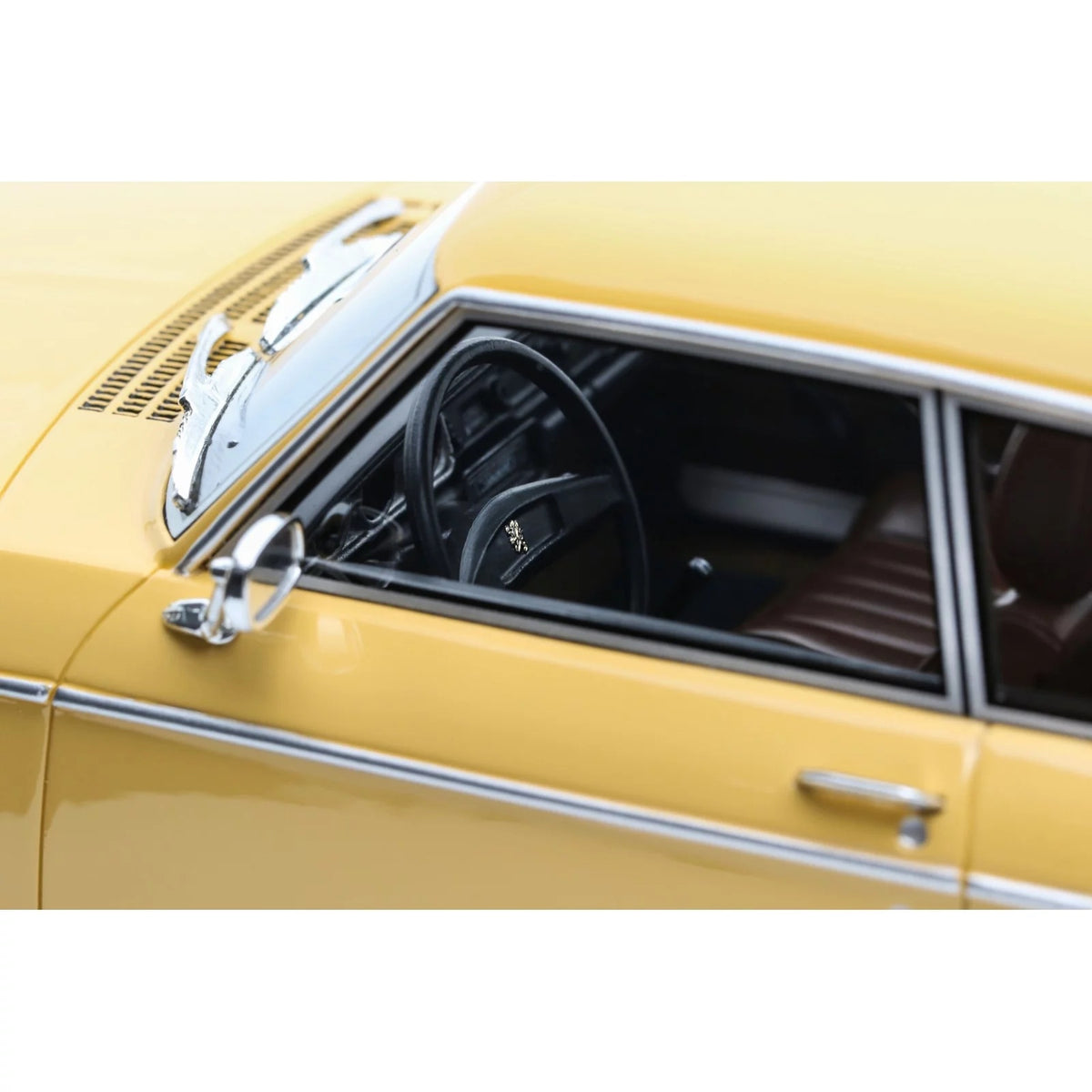 Peugeot 304 S 1972 Coupe Jaune 1:18-11