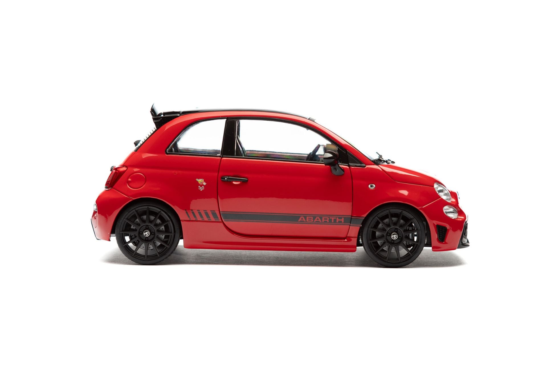 Fiat F595 Abarth 2023 Solido Works Red 1:18-6