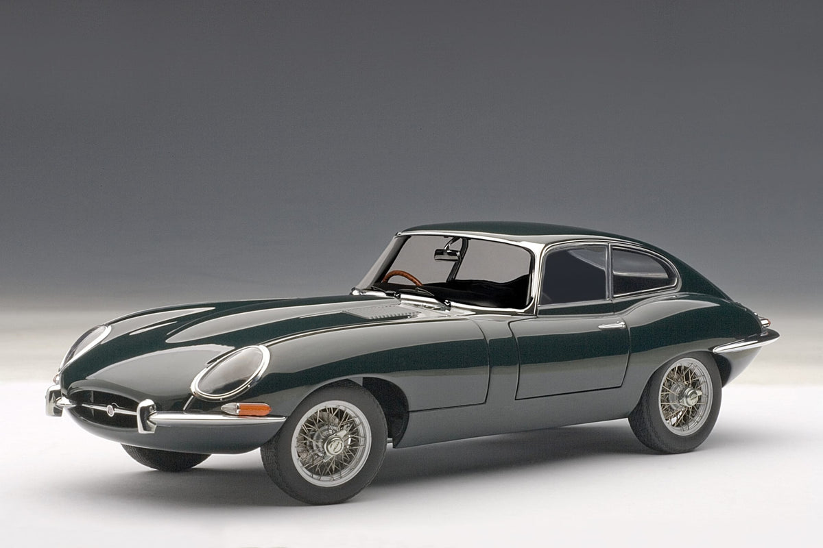 Jaguar E-Type Series I 3.8 Green 1:18-13