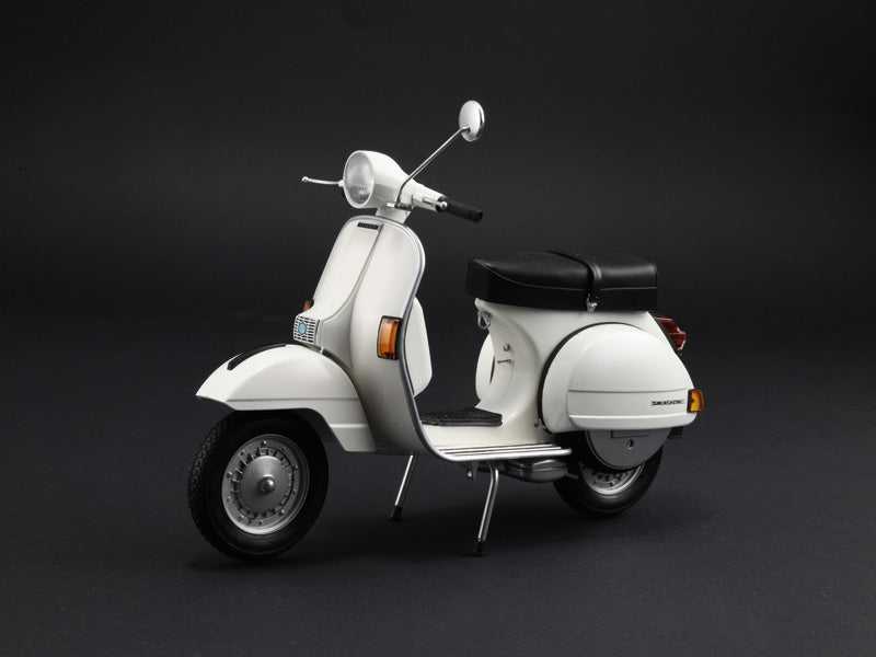 Vespa Piaggio PX 125-150 anno 1978 Kit Italeri 1:9-6