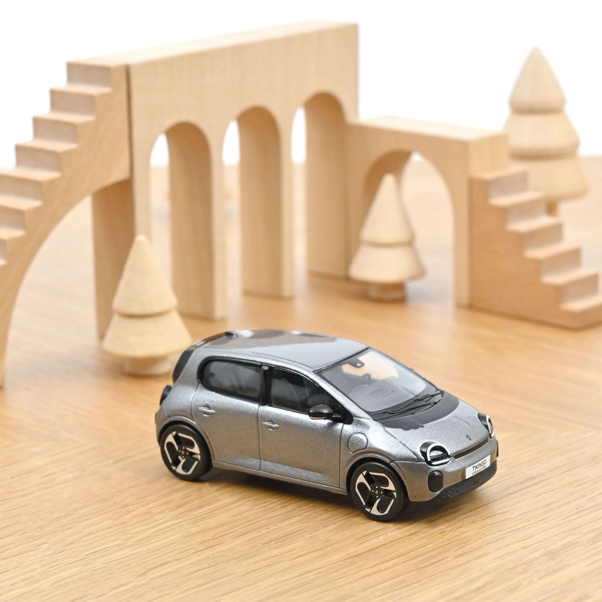 Renault Twingo E-Tech 2026 Shadow Grey 1:43-2