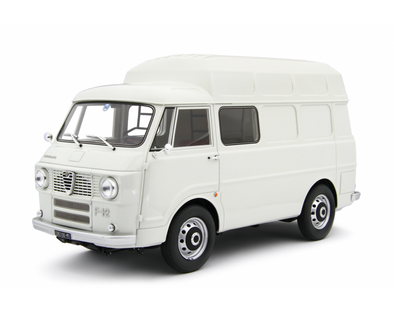 Alfa Romeo F12 Autocarro Tetto Sopralzato 1967 Bianco 1:18-1