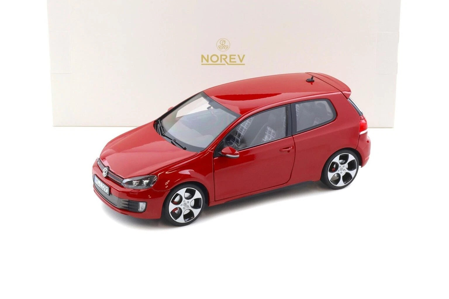 Volkswagen Golf GTI 2009 Red 1:18-1