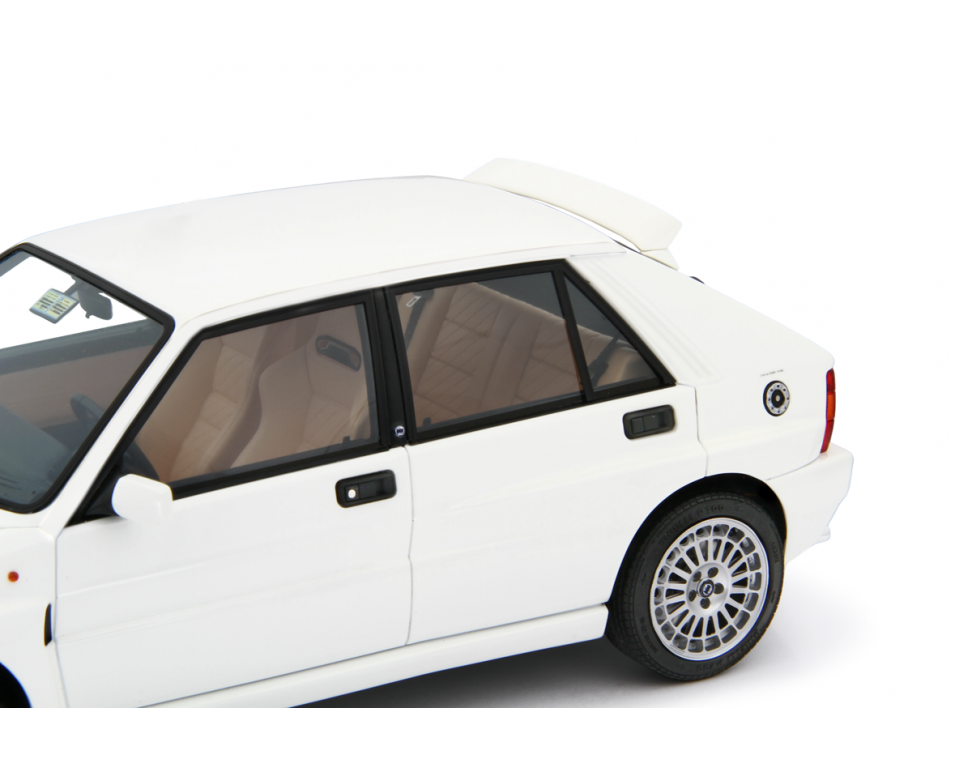 Lancia Delta HF Integrale Evo II 1992-94 Bianco 1:18-6