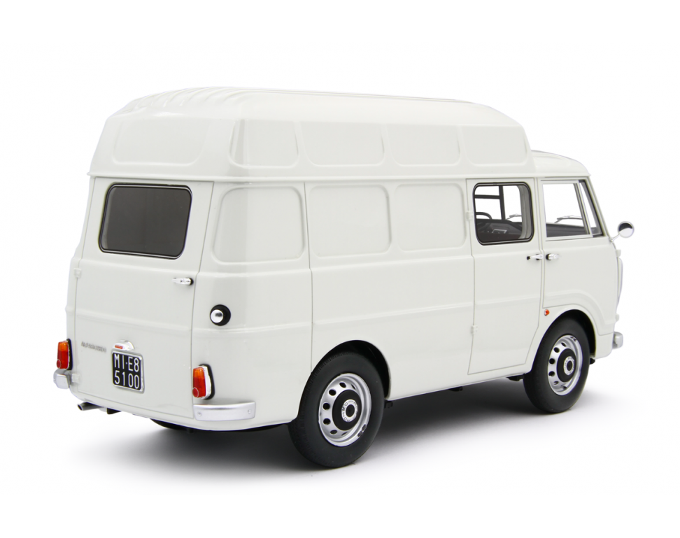 Alfa Romeo F12 Autocarro Tetto Sopralzato 1967 Bianco 1:18-2