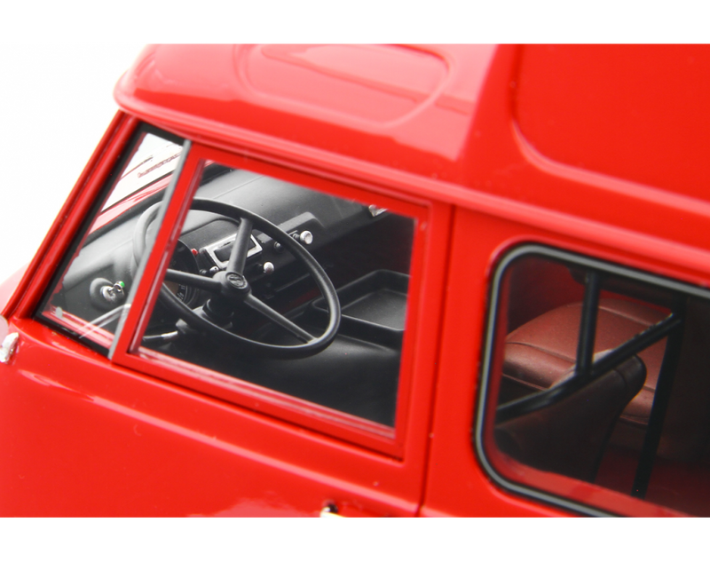 Alfa Romeo F12 Autocarro Tetto Sopralzato 1967 Rosso 1:18-9