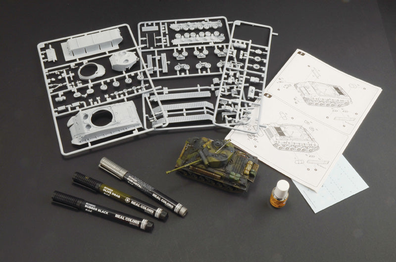Sherman M4A3E8 Fury Starter Set Kit 1:56-2