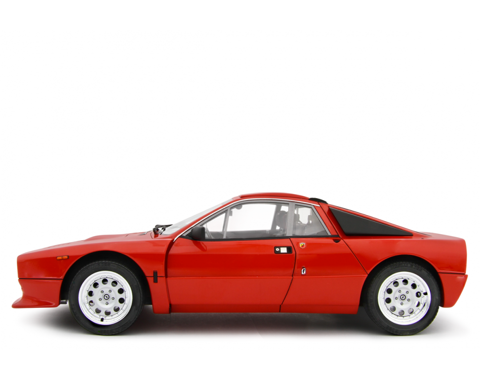 Lancia 037 Rally Stradale 1982 Rosso 1:12-3