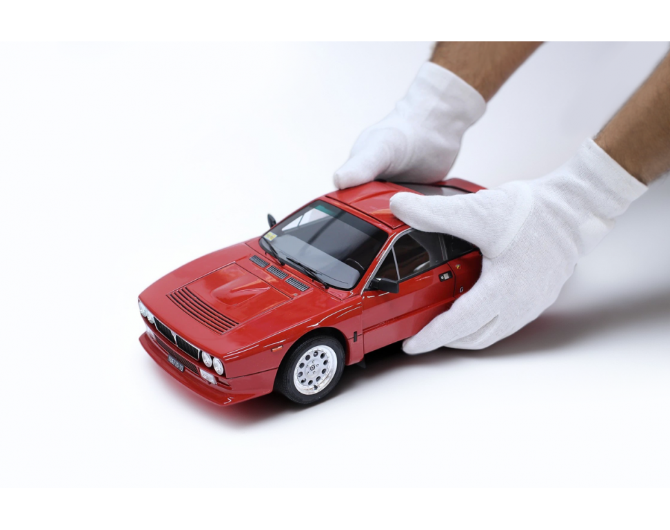 Lancia 037 Rally Stradale 1982 Rosso 1:12-21
