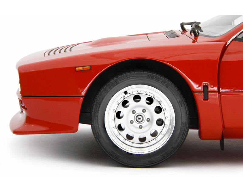 Lancia 037 Rally Stradale 1982 Rosso 1:12-9