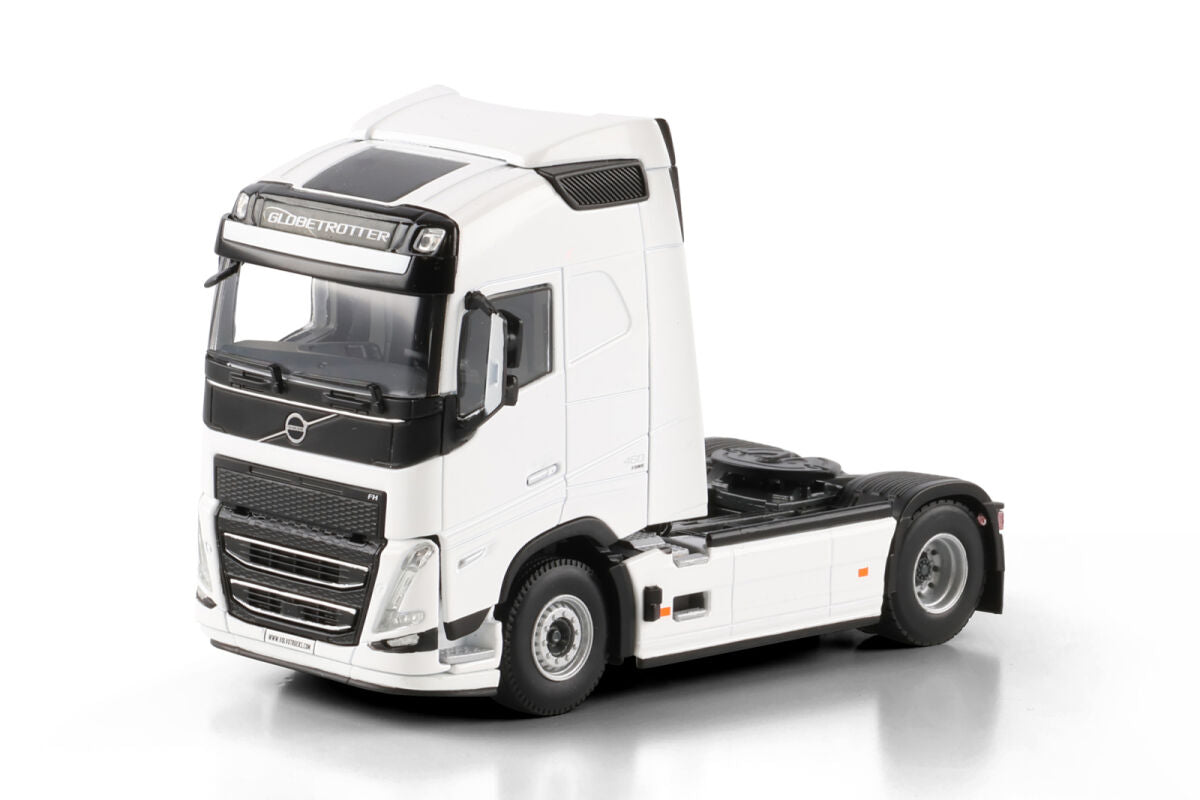 Volvo FH5 2024 Globetrotter XL 4X2 White 1:50-4