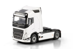 Volvo FH5 2024 Globetrotter XL 4X2 White 1:50-4