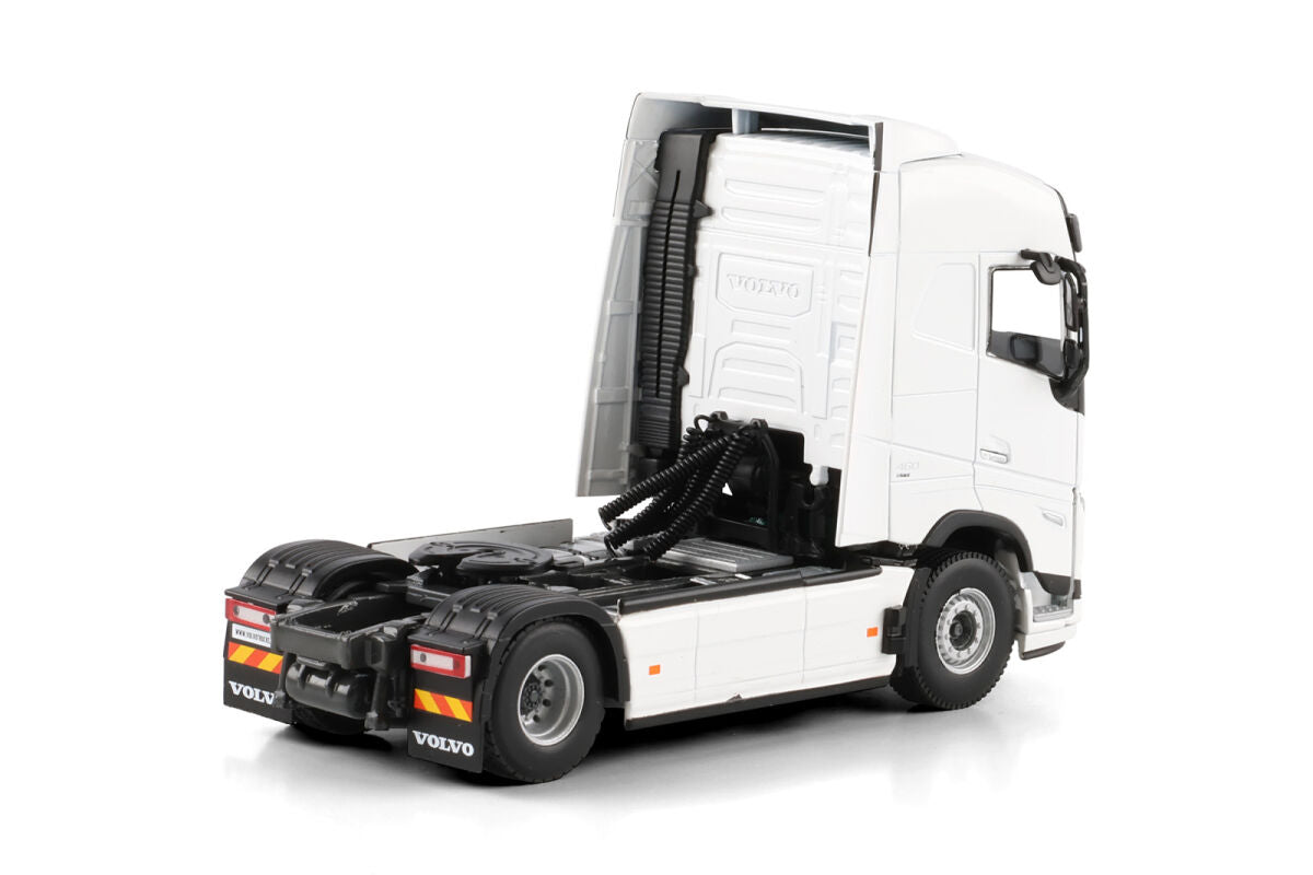Volvo FH5 2024 Globetrotter XL 4X2 White 1:50-3