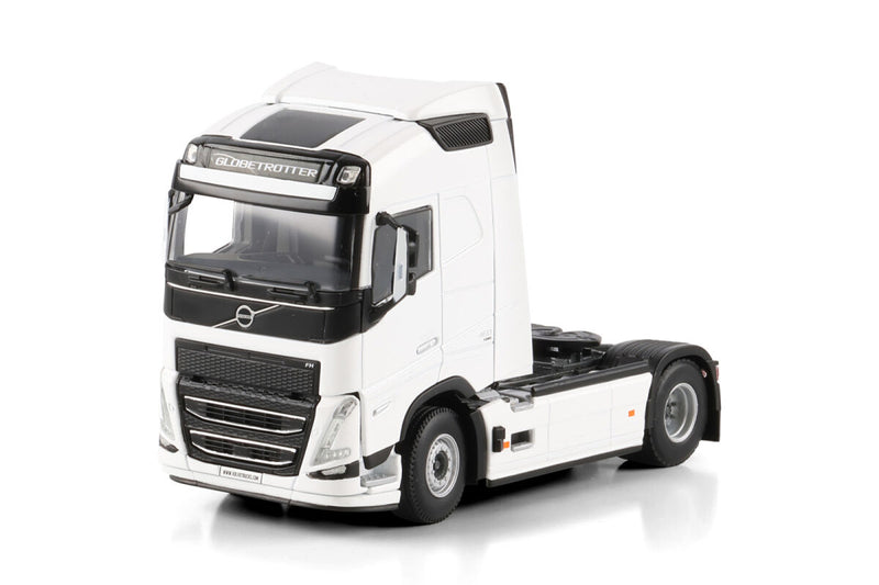 Volvo FH5 2024 Globetrotter XL 4X2 White 1:50-2